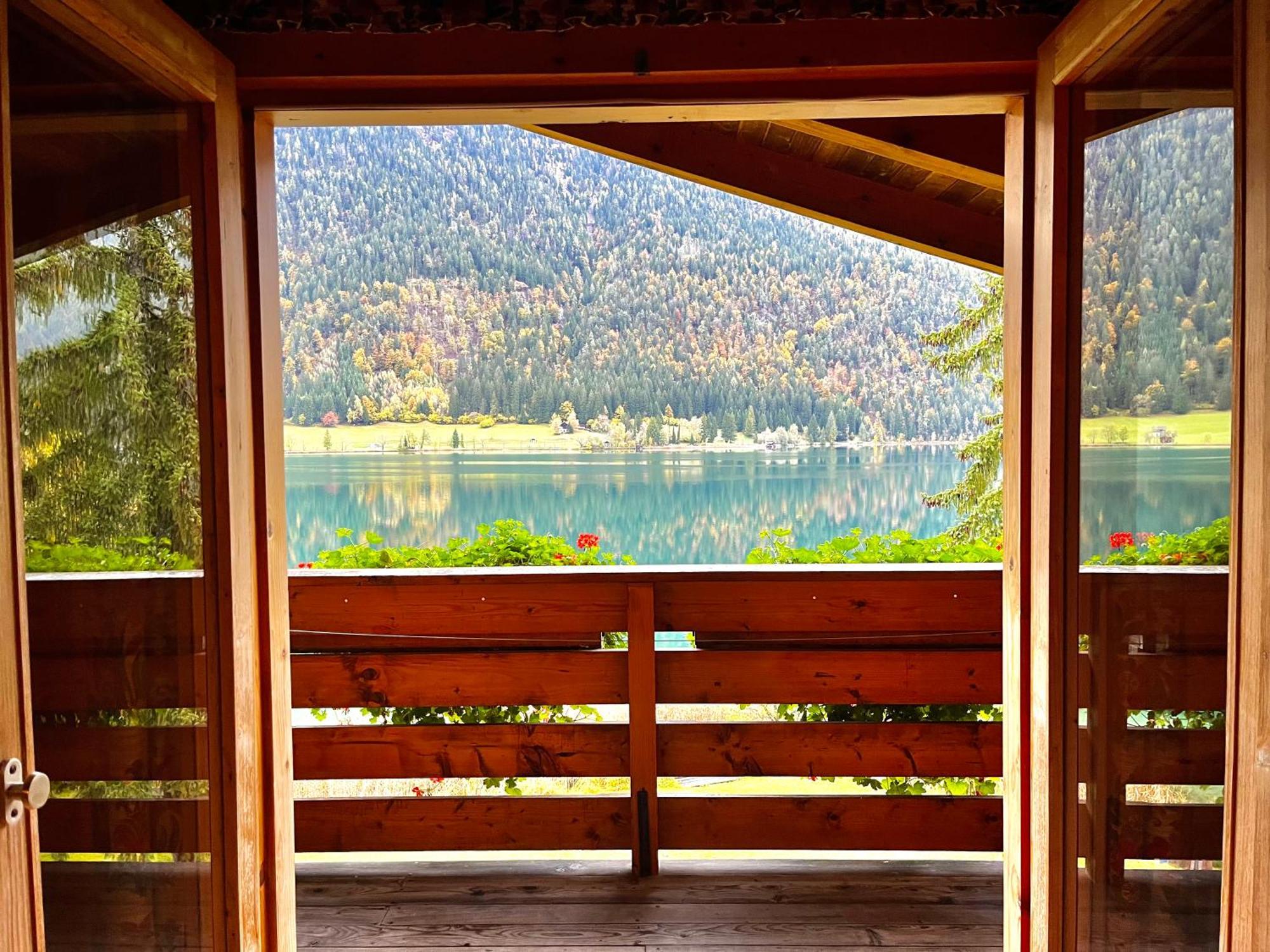 Chalets Zoehrer - Wohnen Am Wasser Weissensee Kültér fotó