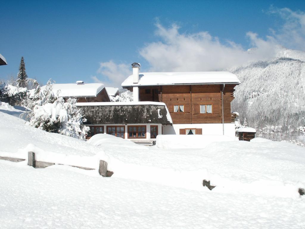 Chalets Zoehrer - Wohnen Am Wasser Weissensee Kültér fotó